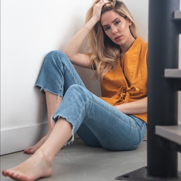 Vintage Mustard Top w/ Ties - Picture 3 of 3